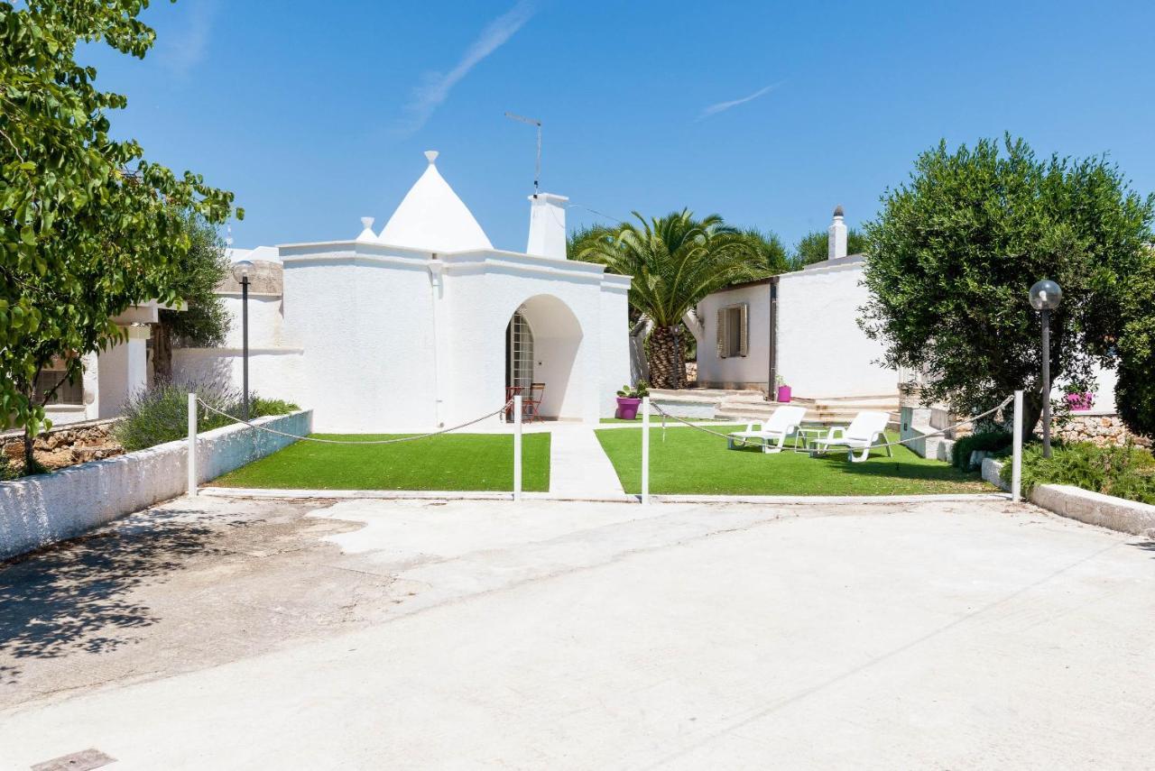 Charming Villas - Villa D'Itria With Trullo Ostuni Exterior photo